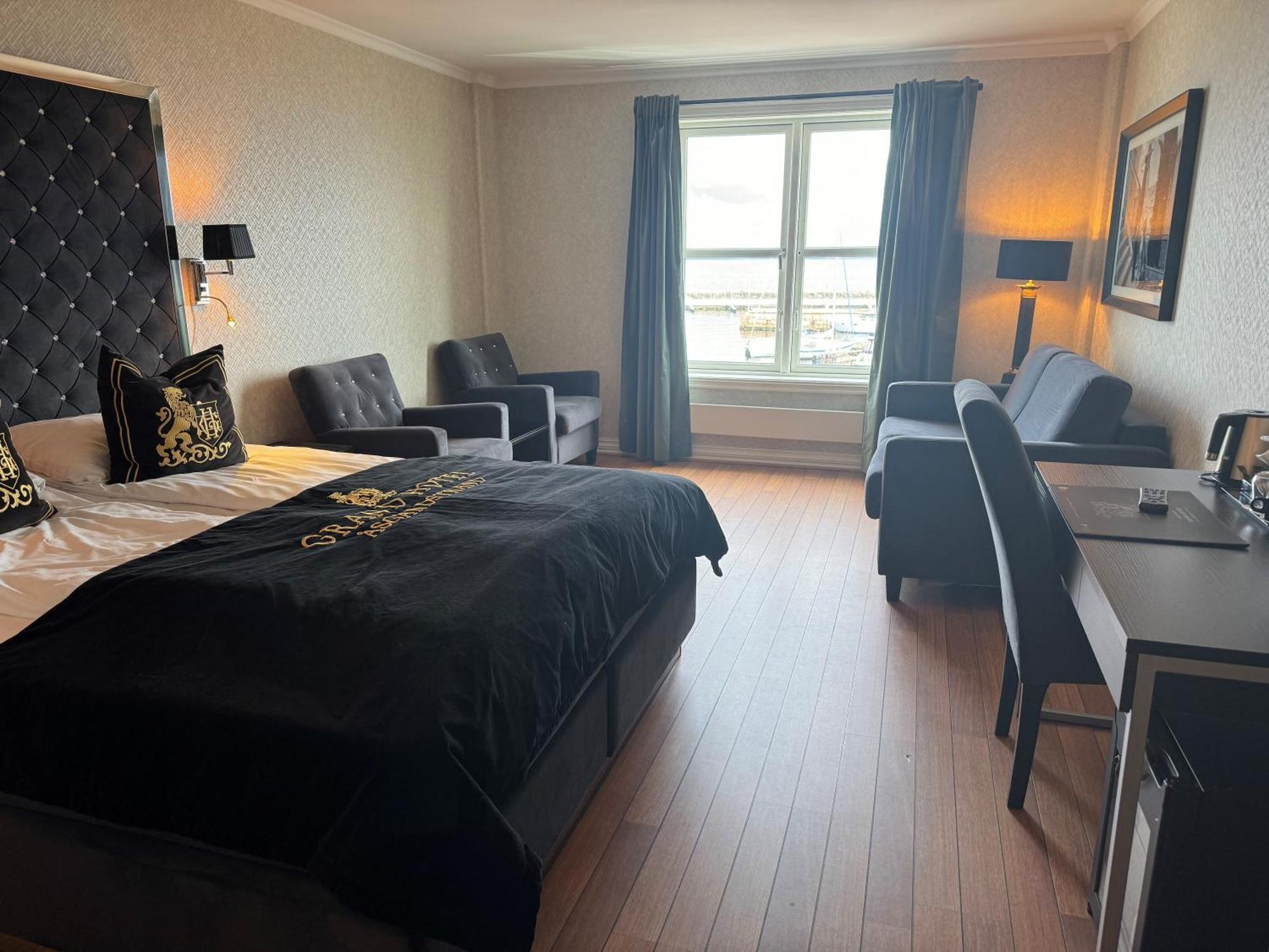 Grand Hotel Asgardstrand - Unike Hoteller Екстериор снимка