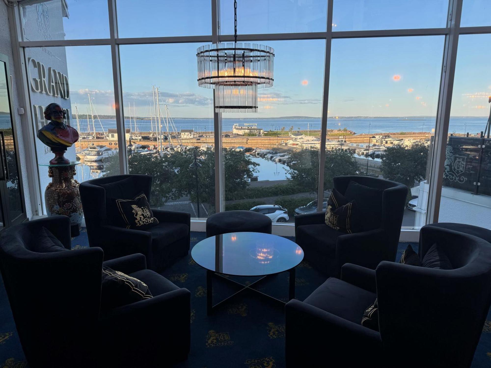 Grand Hotel Asgardstrand - Unike Hoteller Екстериор снимка