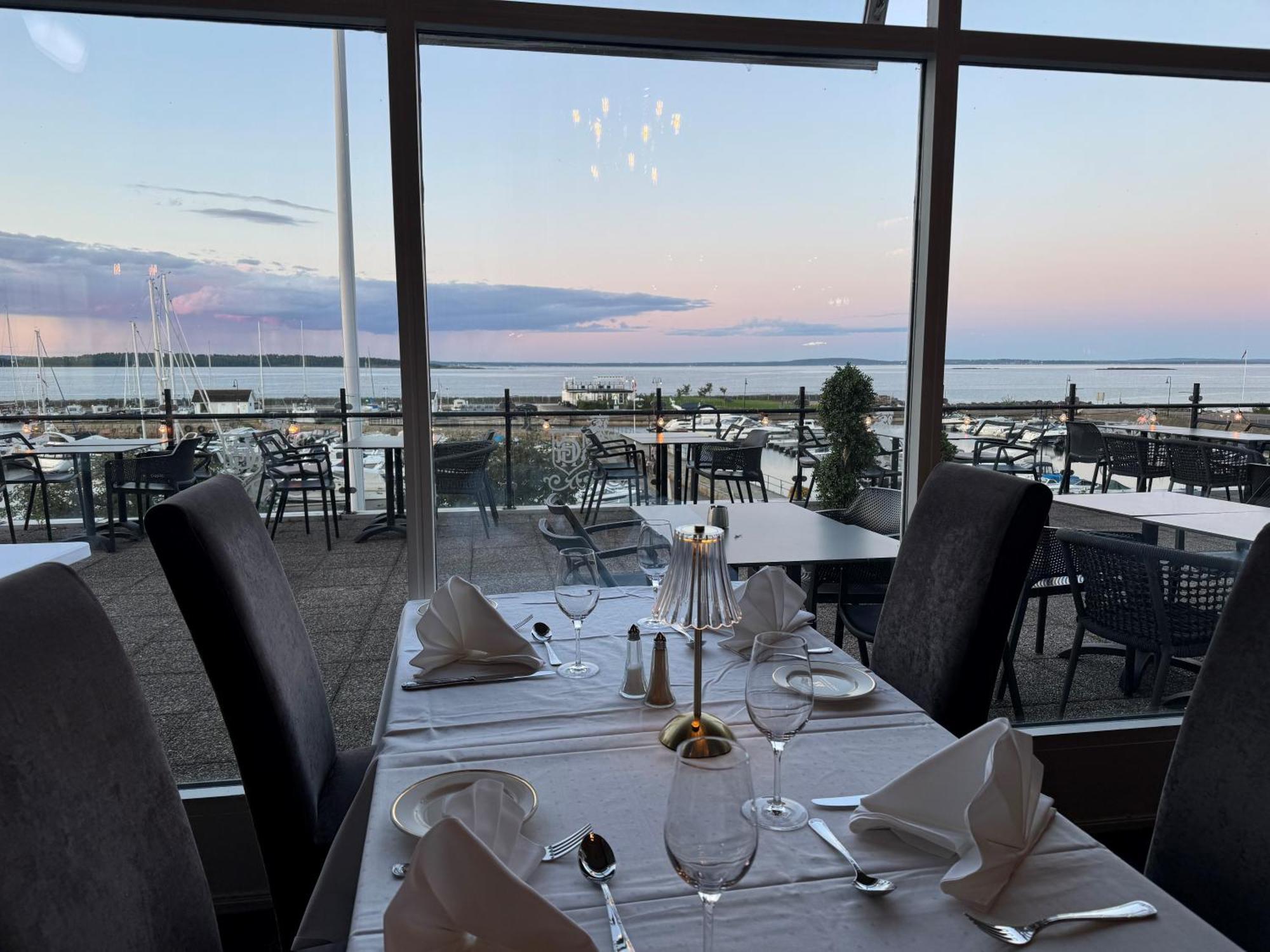 Grand Hotel Asgardstrand - Unike Hoteller Екстериор снимка