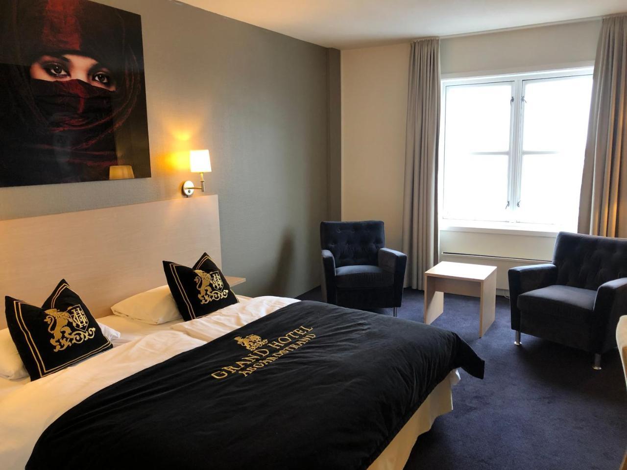 Grand Hotel Asgardstrand - Unike Hoteller Екстериор снимка
